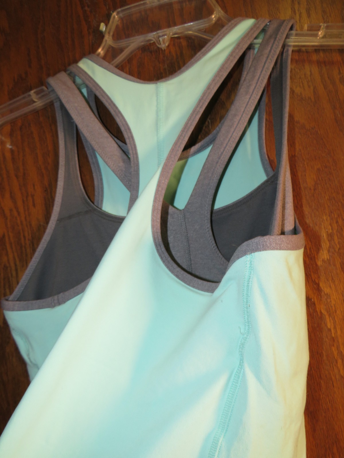 Lululemon 8 Inspiration Tank Toothpaste Aqua Heathered Slate Gray EUC! HTF!