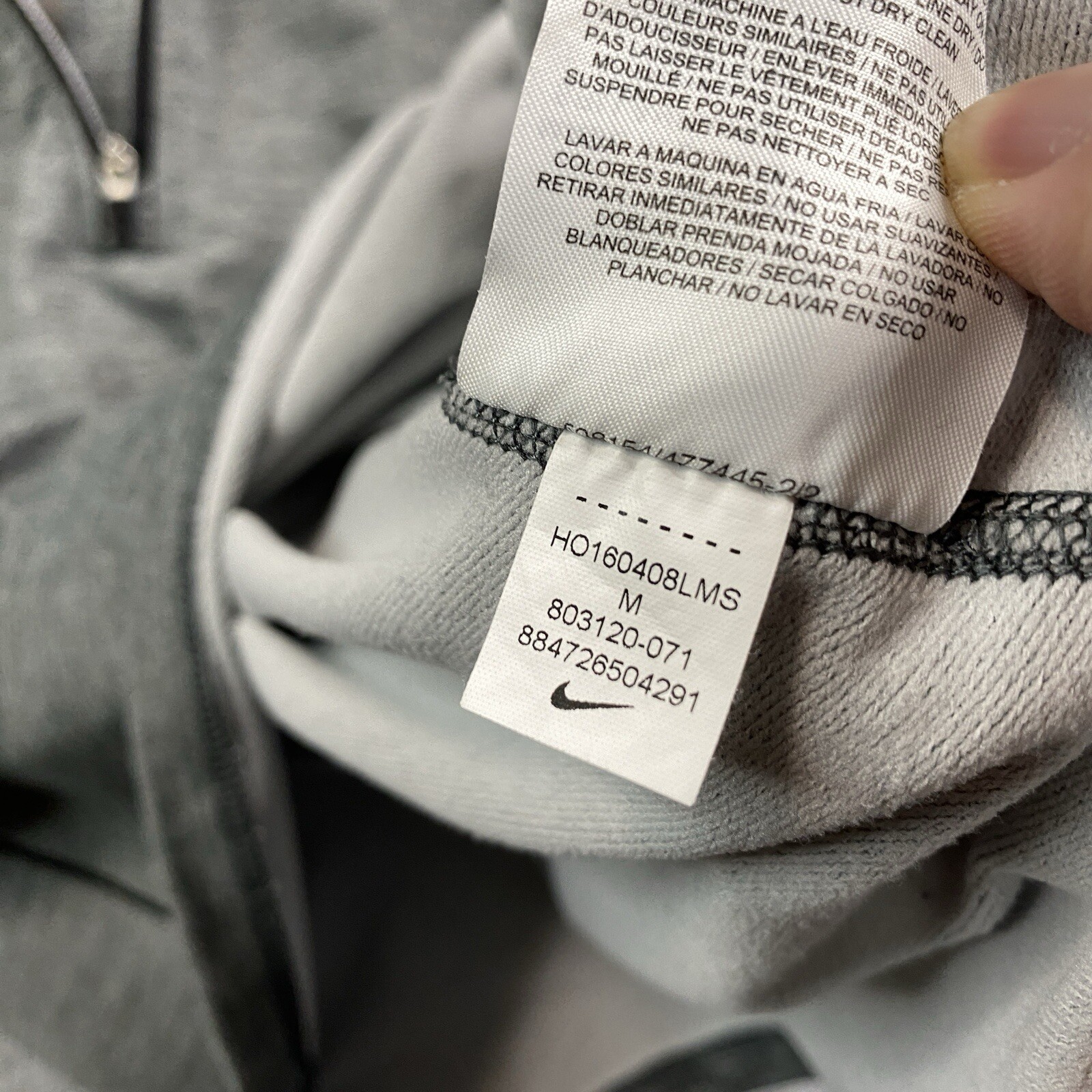 Nike Pro Sweatshirt Womens Medium HyperWarm 1/2 Zip Pullover Thumbholes Run Gym