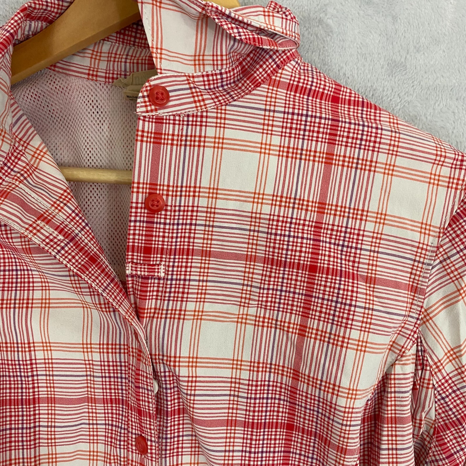 Duluth Trading Lightweight Button Up Shirt Womens Sz Small Red Pink Plaid Hiking