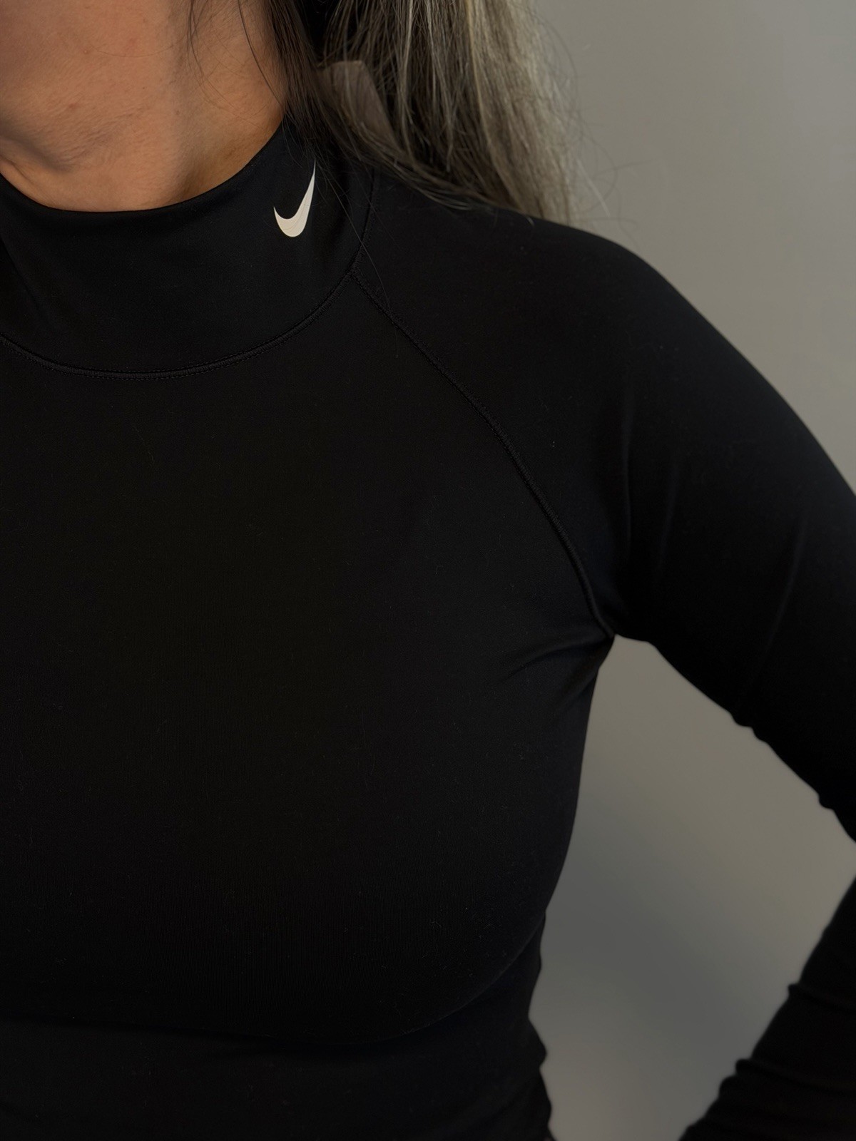 Nike Pro Women’s Black Compression Mock Neck Long Sleeve Top Size M