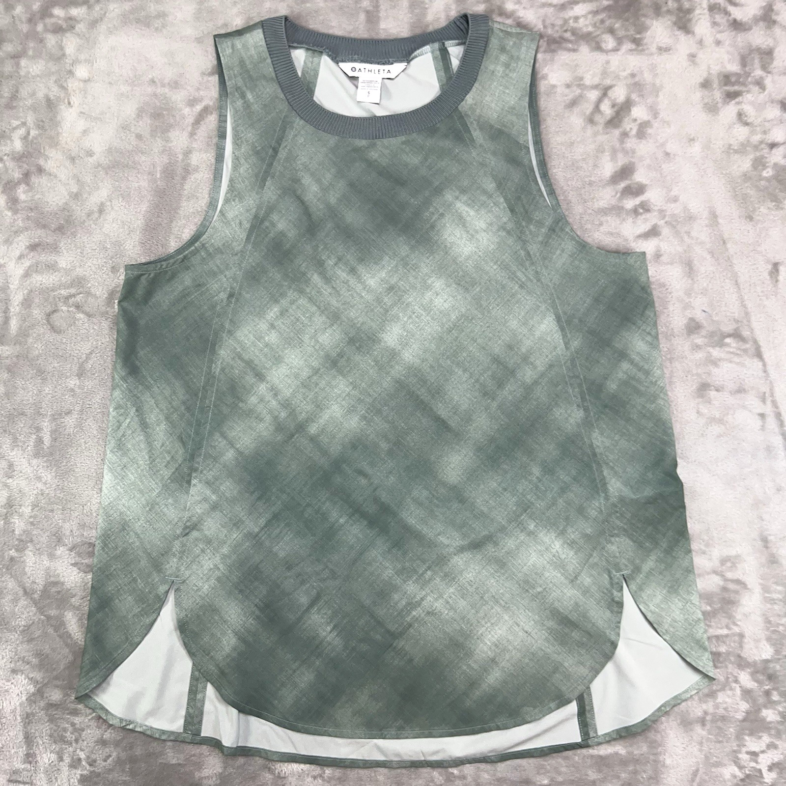 ATHLETA Women’s Small Tank Zephyr Print Sleeveless Top Loose Flowy Tie Dye Green