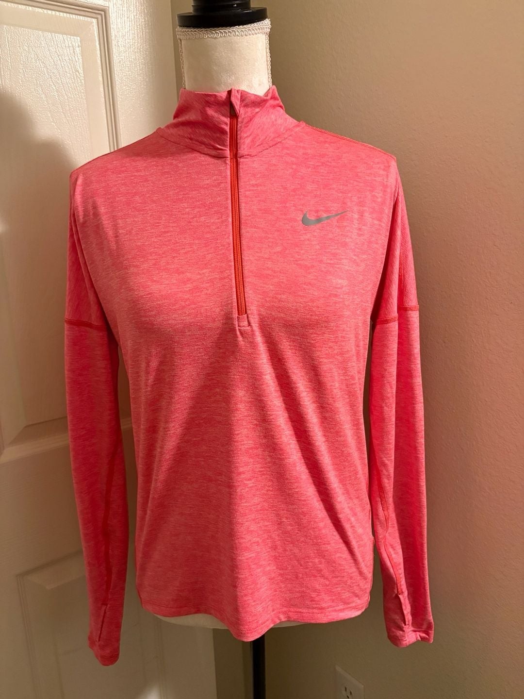 Nike Women’s Dri-Fit Element 1/2 Zip Long Sleeve Running Pullover