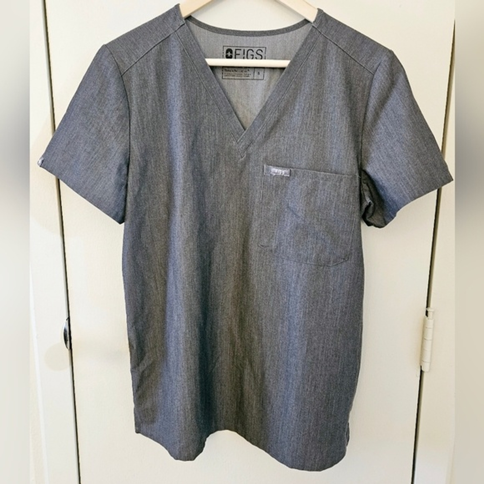 FIGS Technical Collection Women’s Scrub Top