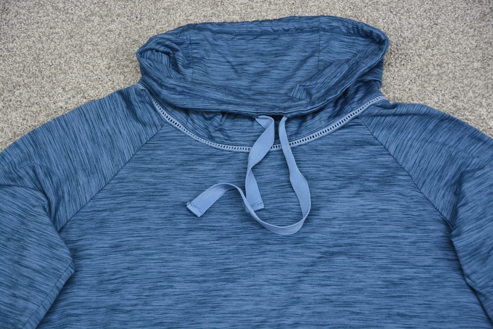 Avalanche Long Sleeve Turtleneck Activewear Shirt Women’s XL Blue