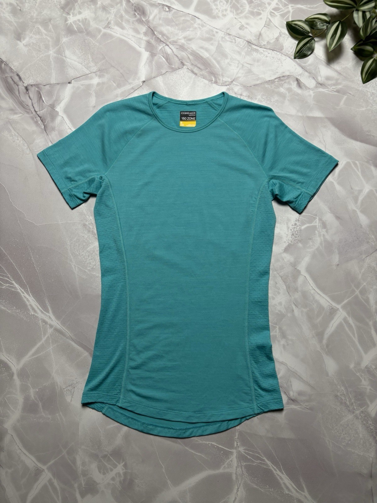 Icebreaker Merino Wool 150 Zone Crew SS T-Shirt Base Layer Lagoon Womens S