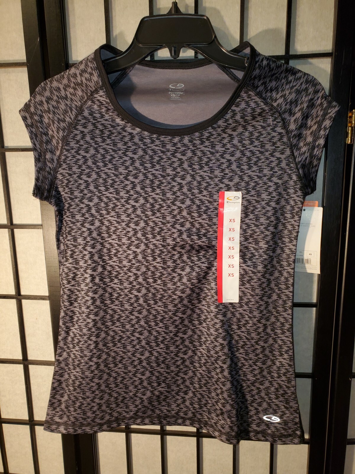 New C9 Champion Women Semi Fitted Active Athletic Shirt Top Size XS Black Gray