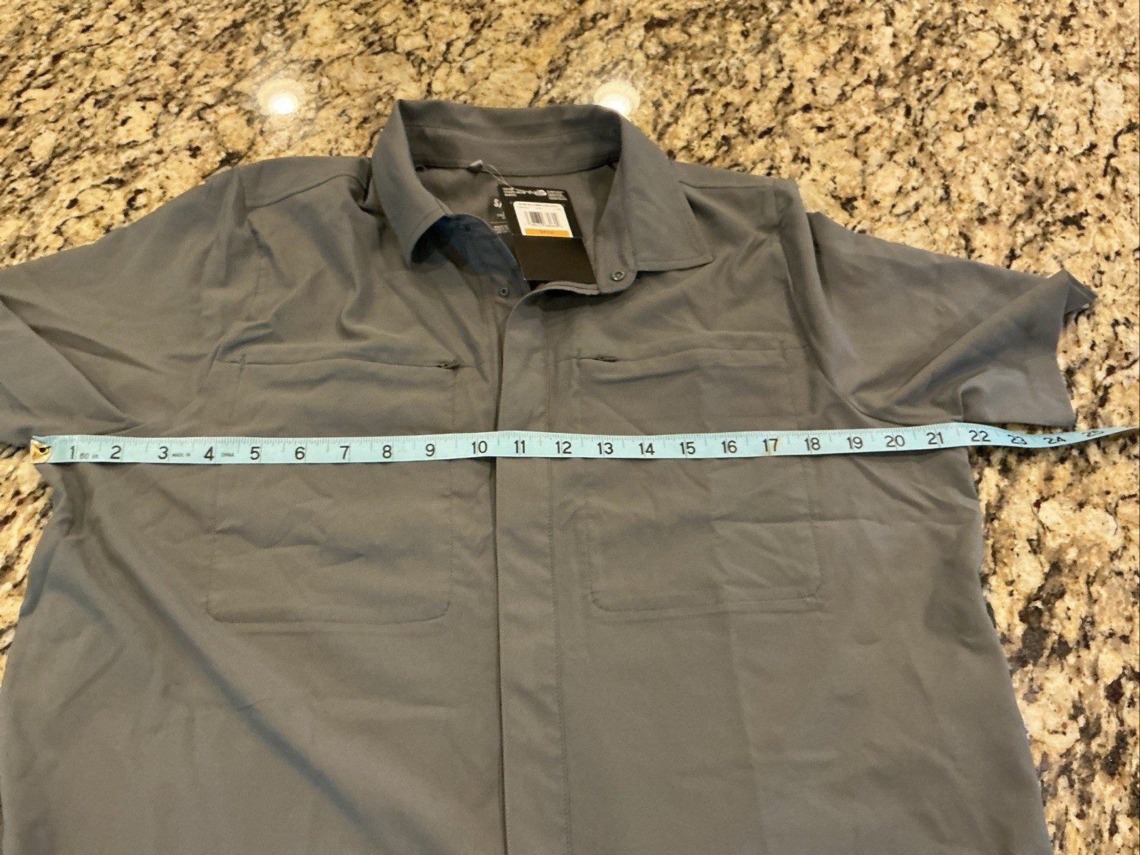 NWT Under Armour Short Sloeve Button Up Performance Fishing Shirt Women’s Size S