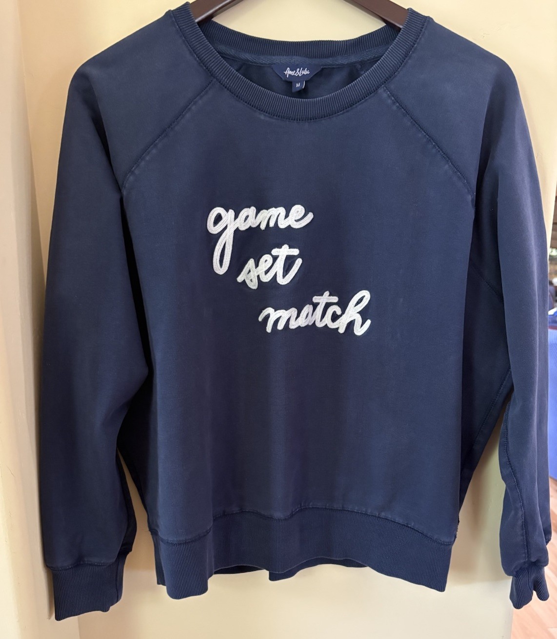 Ame & Lulu Women’s MEDIUM Love All Tennis Sweatshirt Game Set Match Navy