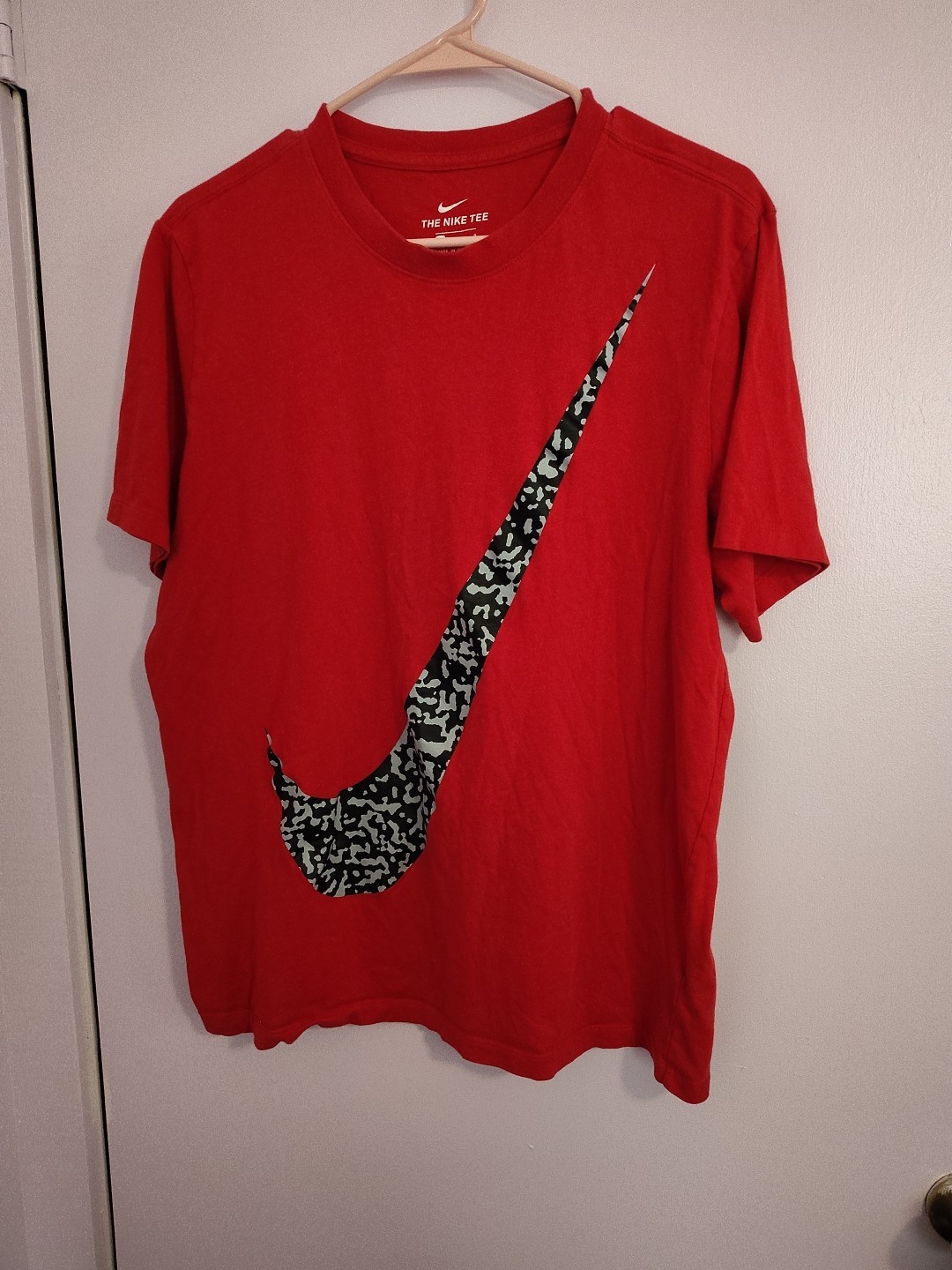 Nike Mezzo Big Swoosh 100% Cotton Round Neck Shirt Red Sz Large Athletic Gym