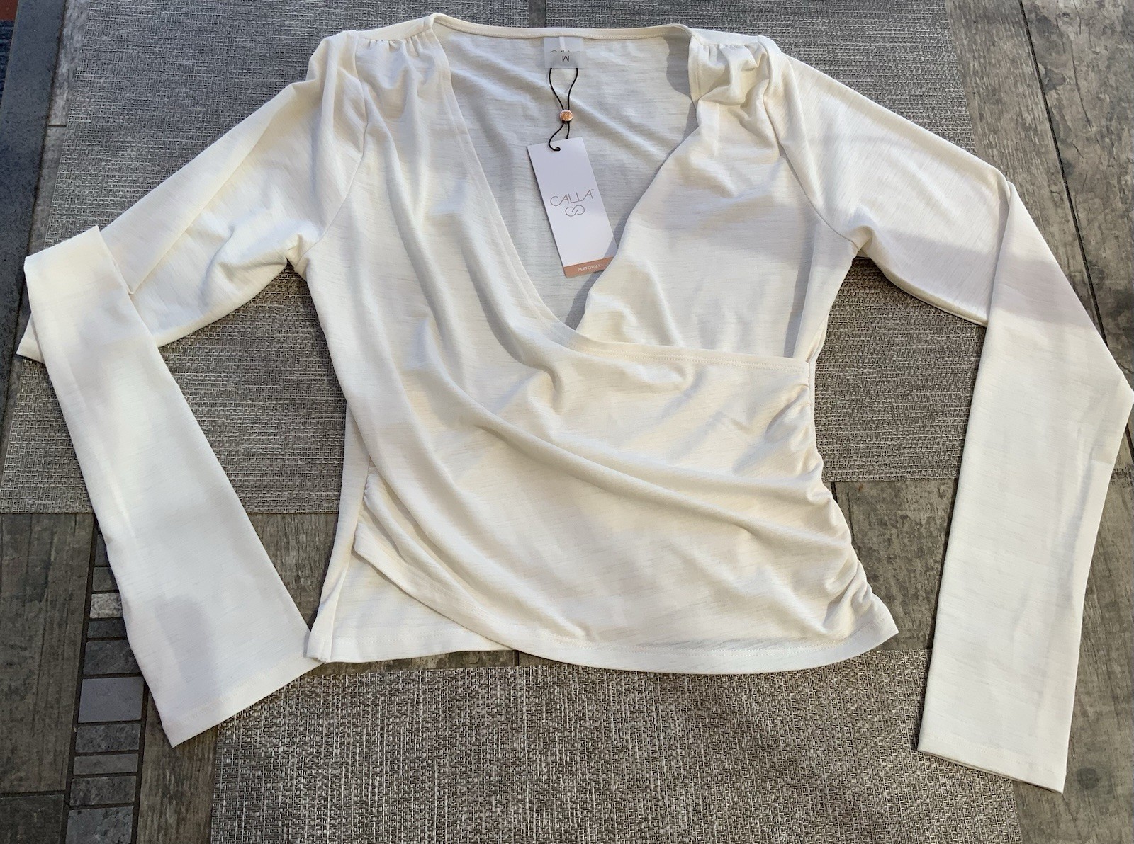 CALIA Women’s Wrap Top Medium Ivory Long Sleeve Performance NWT $58