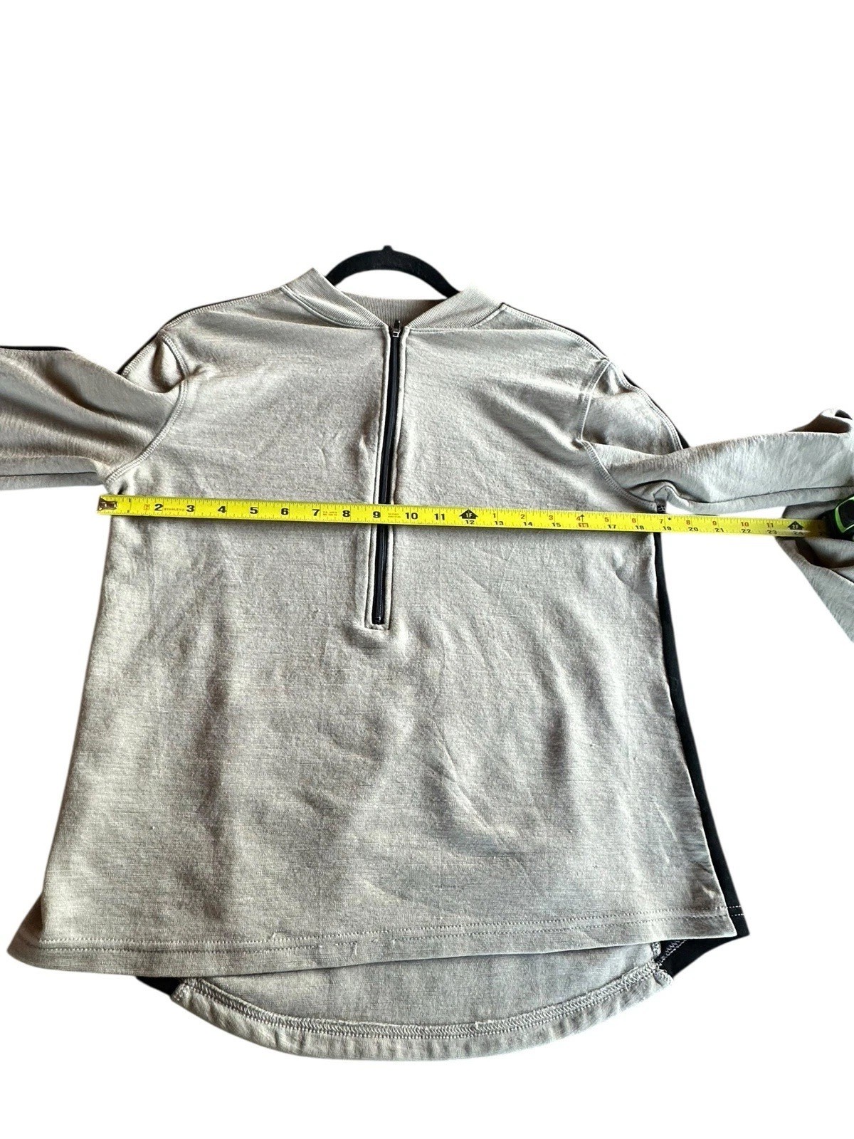 Ibex Womens Large Merino Wool Base layer Outdoor Hiking Camping Fishing 1/2 Zip