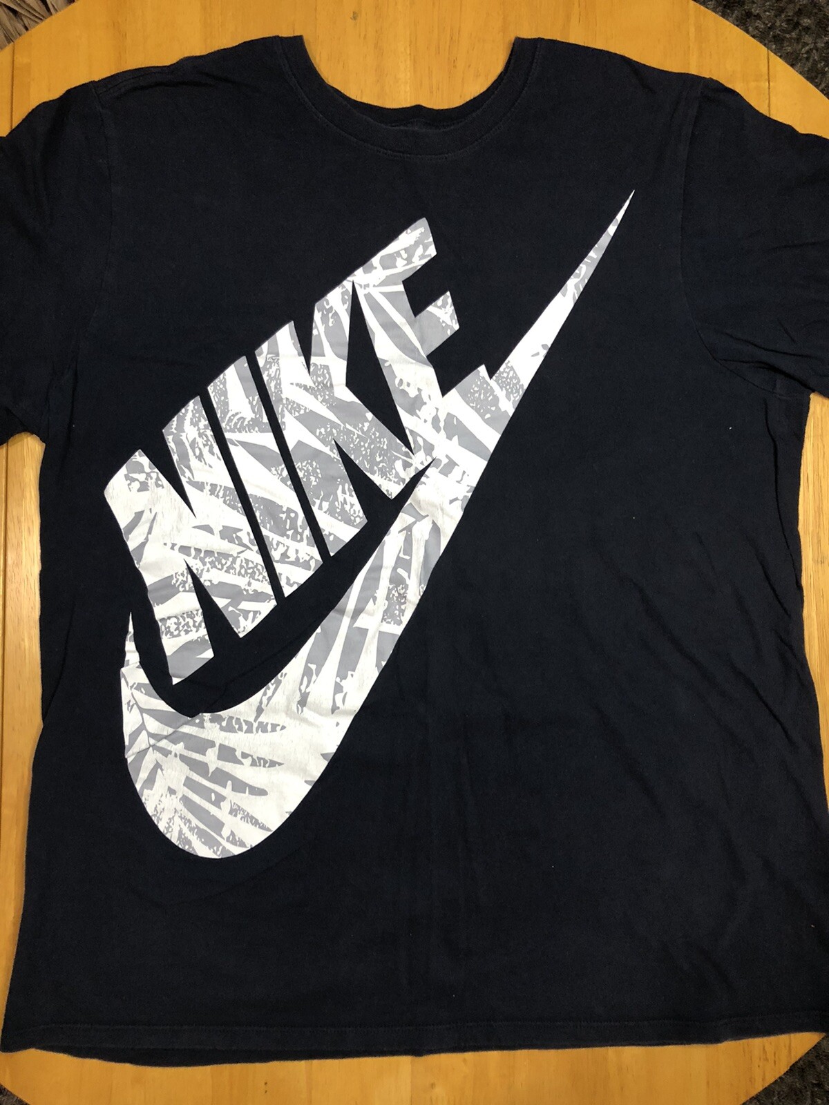 Womens Nike Tee Athletic Cut Sz L Navy Blue Used 8/10