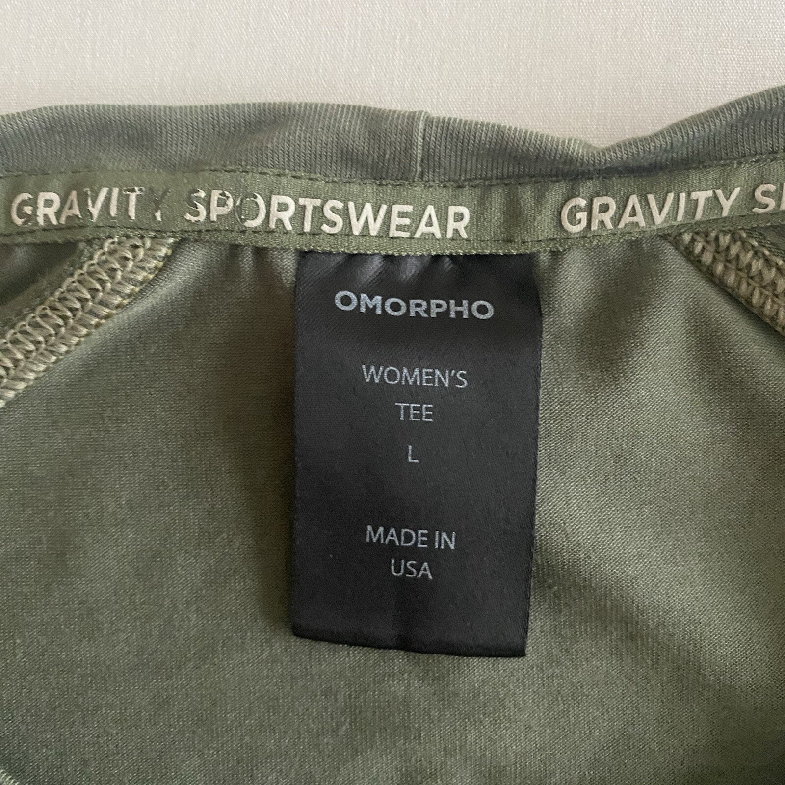 Omorpho Gravity Sportswear Cropped Tee Women L USA MADE Active Wear Gym Shirt