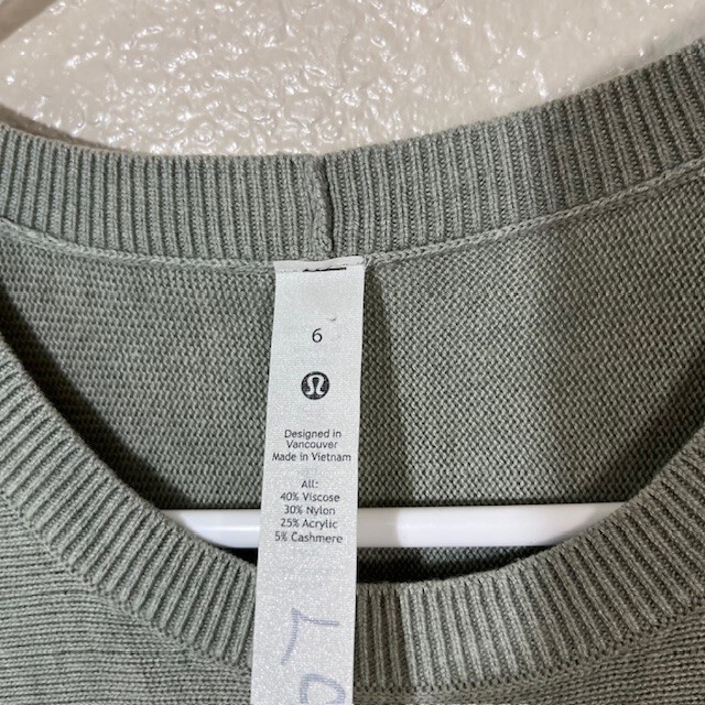 Lululemon Womens Cashlu Knit Pullover Cashmere Blend Sweater Top SZ 6 Athleisure