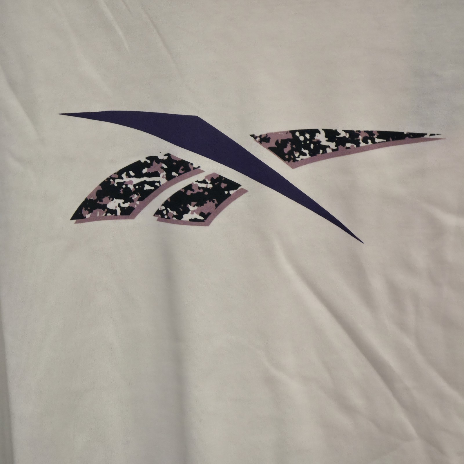 Reebok Training Essentials Modern Safari Graphic Tee-Shirt Classic White. Sz 2XL