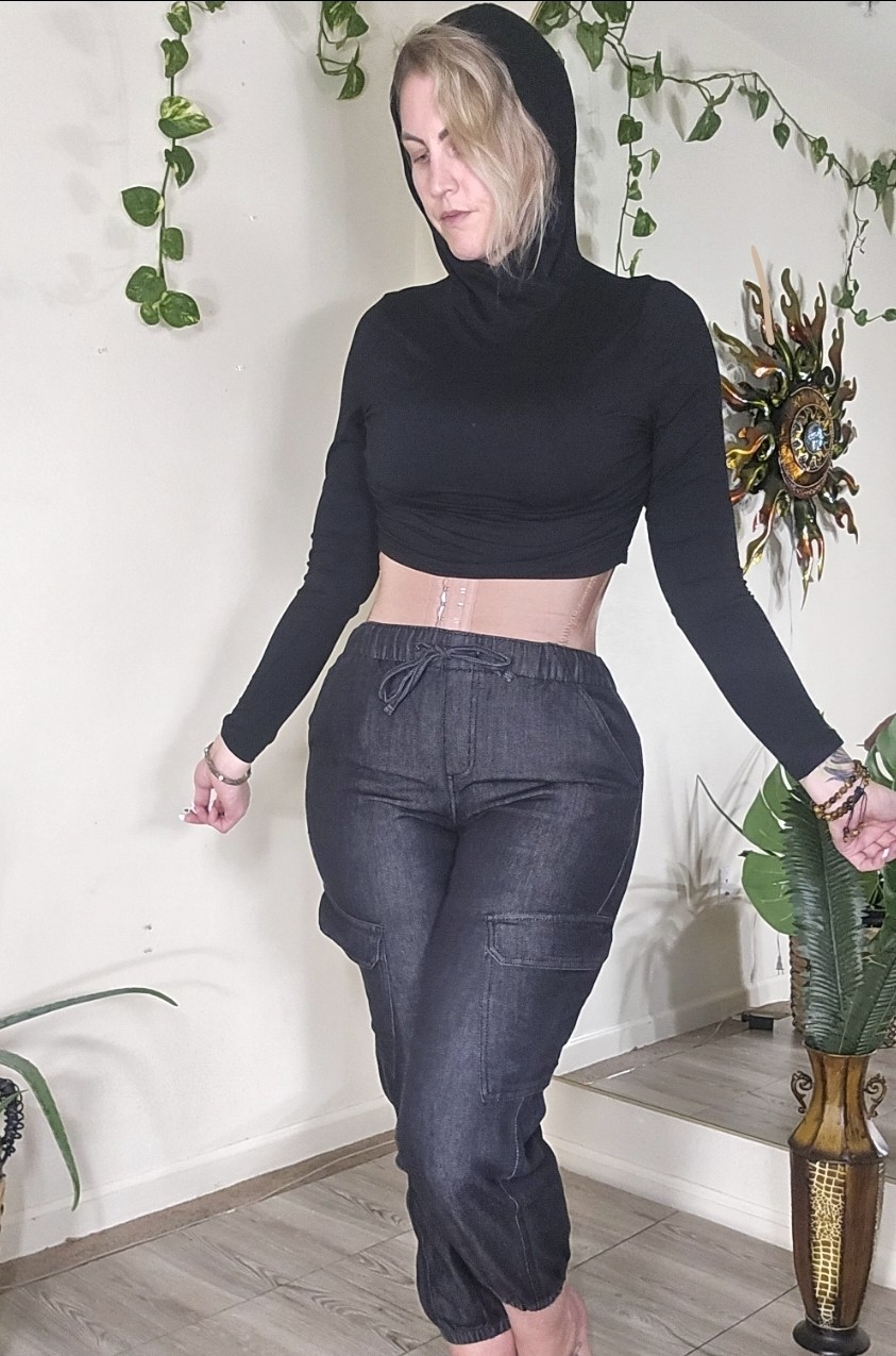 Black Hooded Long Sleeve Crop Top | Stretch Athletic Festival Top | Size L