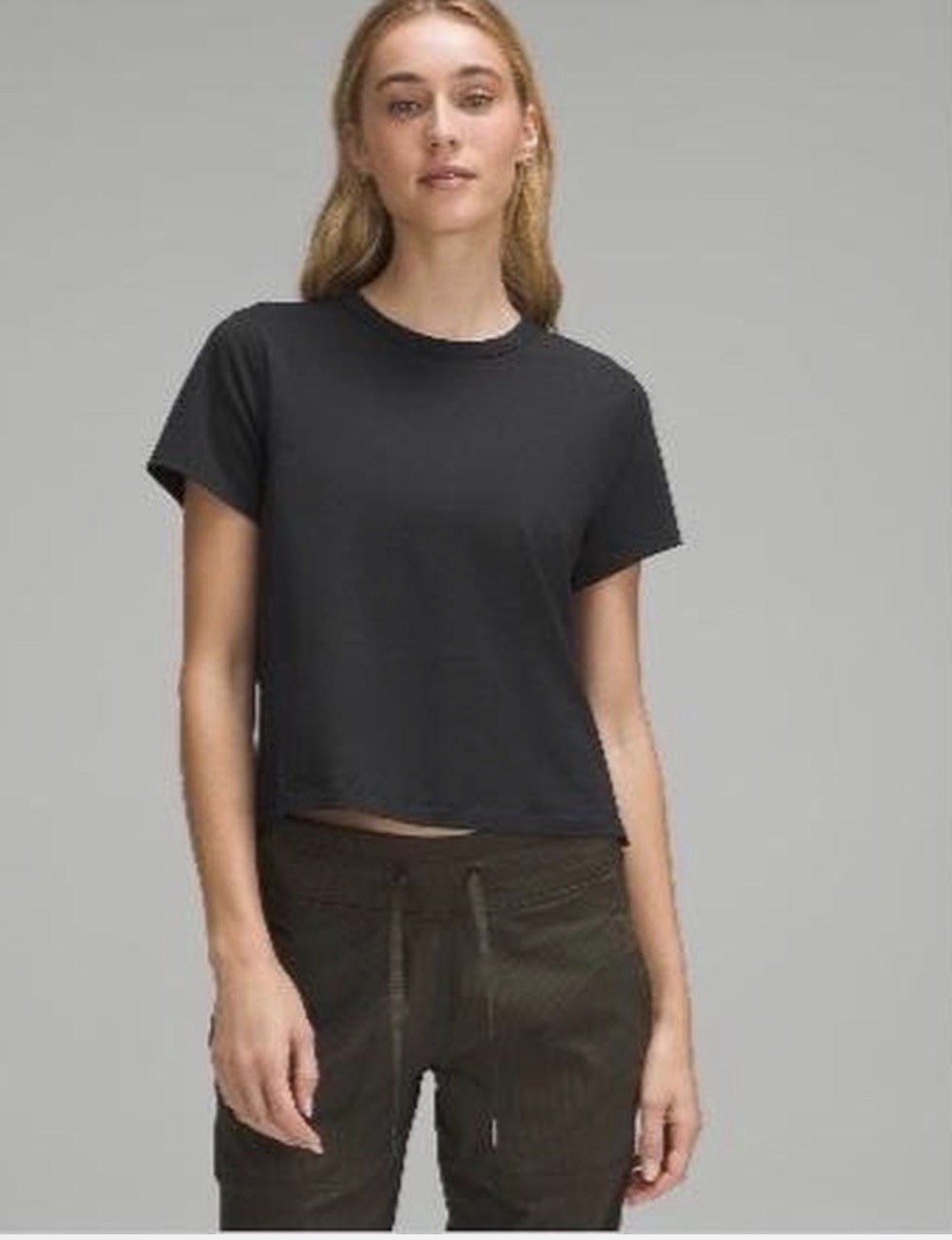 Lululemon Size 8 Medium Classic Fit Cotton Blend Tee Shirt Black Waist Length