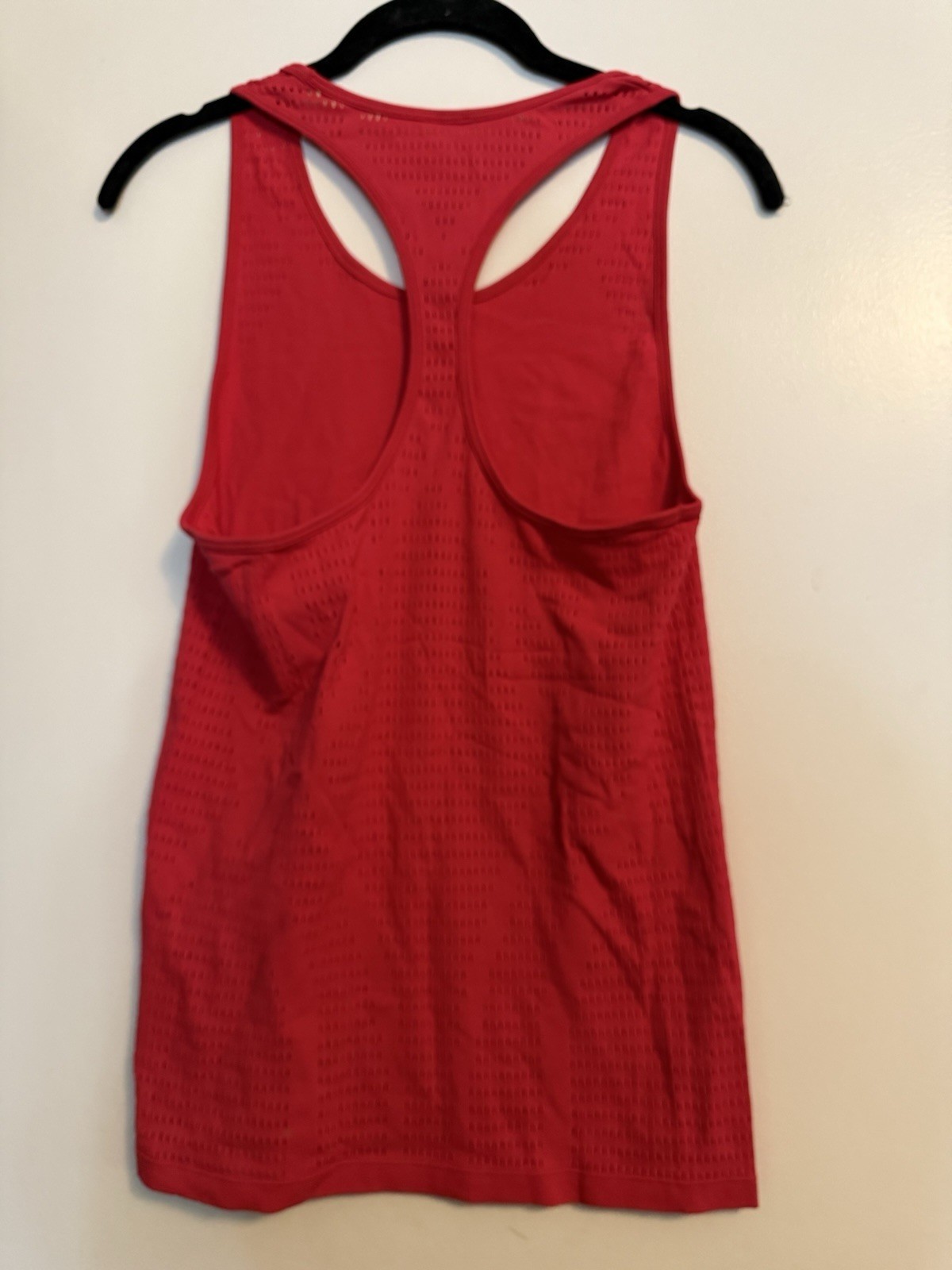 Fabletics Womens Medium Red Helena Mesh Panel Athletic Tank Top Shirt