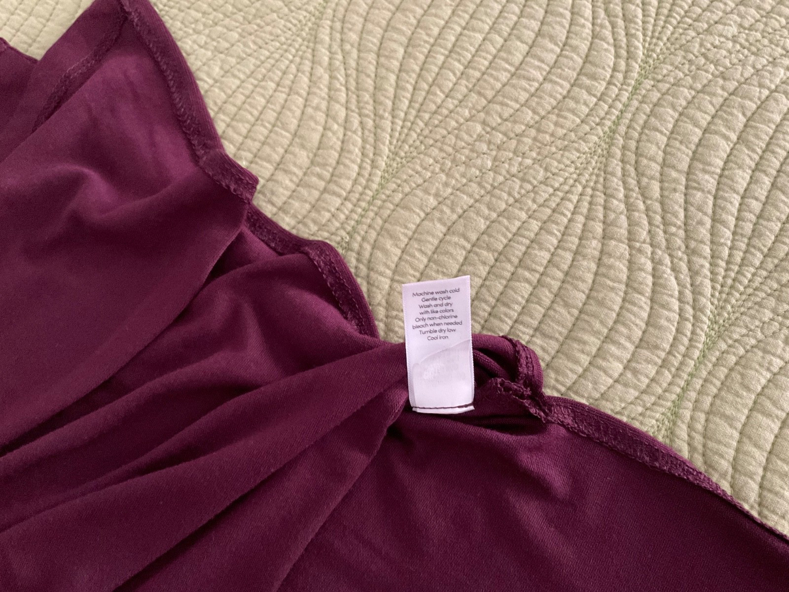 Athleta Cloudlight Asymmetrical/Side Tie Tank Burgundy XL Tall New w Tags