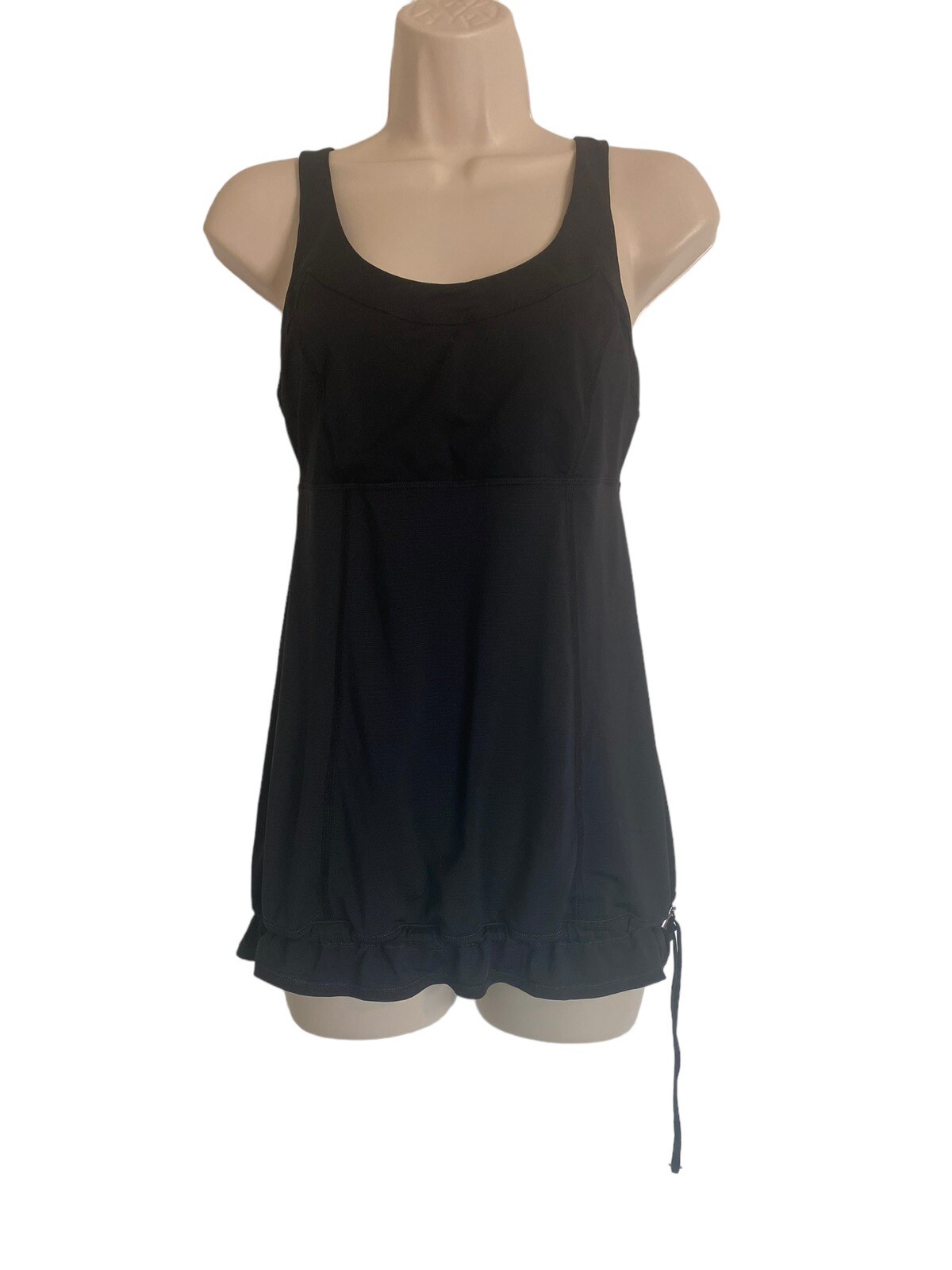 Lululemon Bra Tank Fitness Top Size 6 Relaxed Fit Black Fullback Toggle Hips