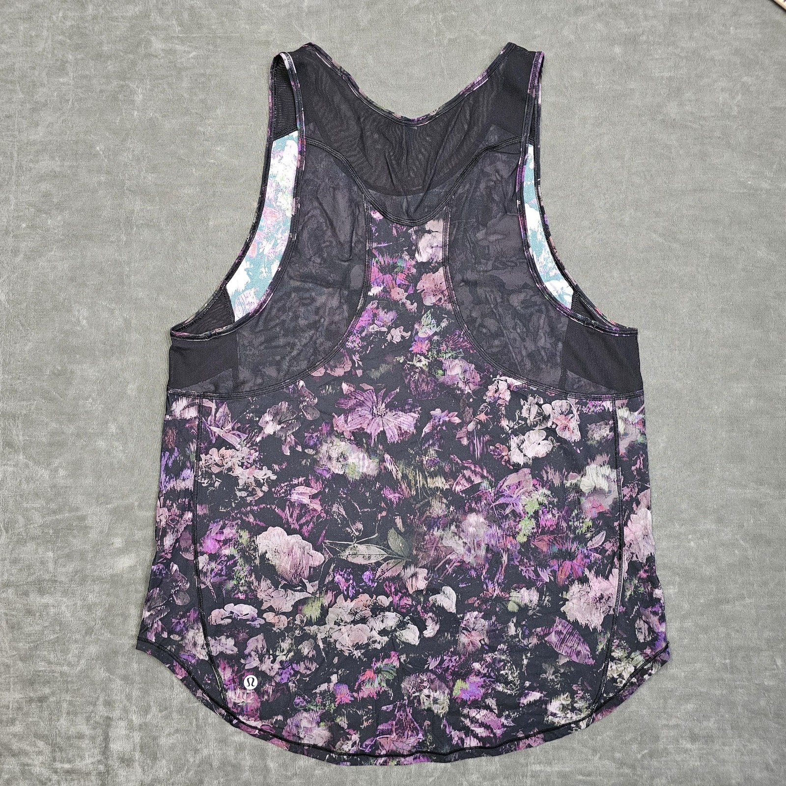 Lululemon Tank Top Womens 8 Black Floral Scoop Neck Athletic Yoga Gym Workout