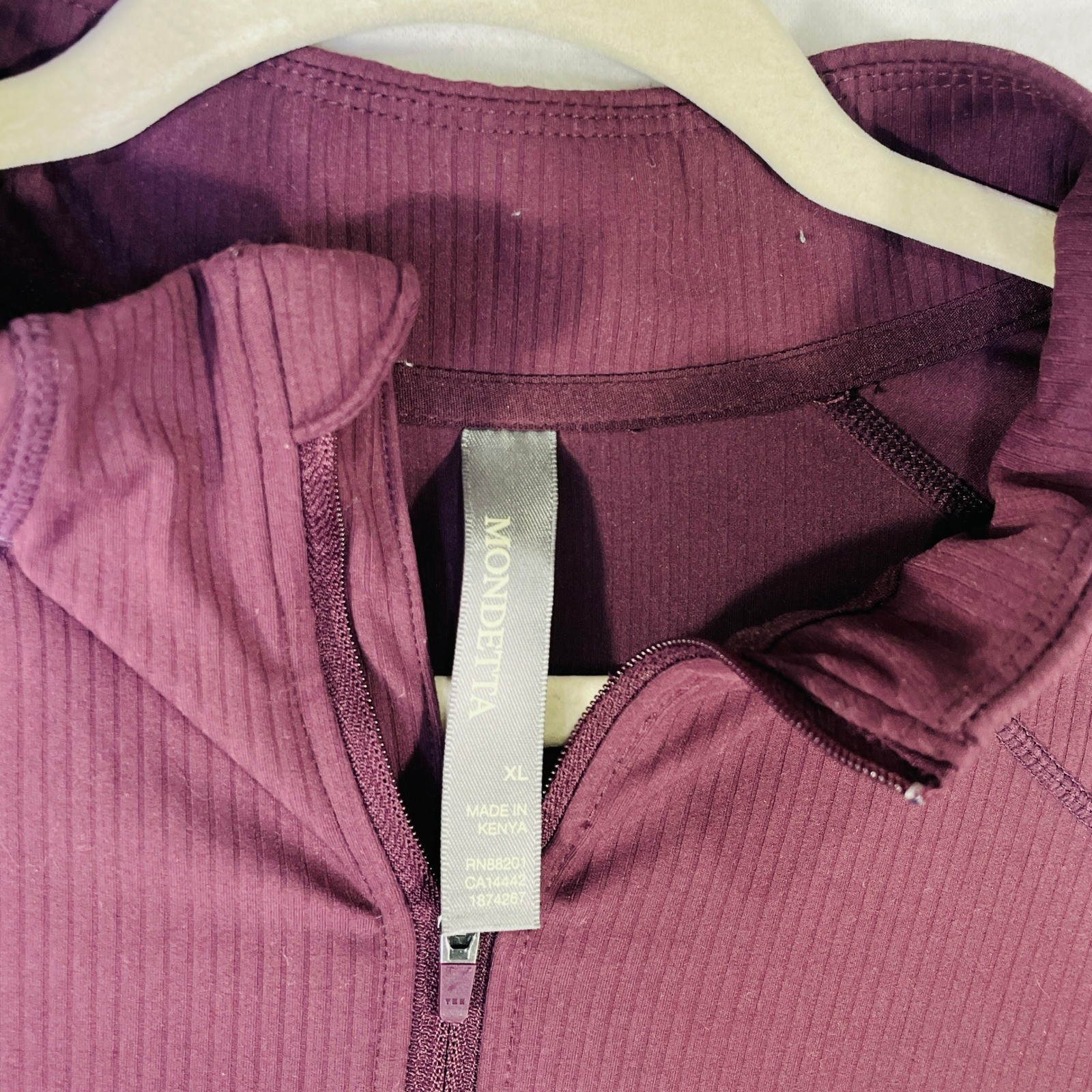Mondetta Womens XL Quarter Zip Pullover Ribbed Performance Top Plum Purple