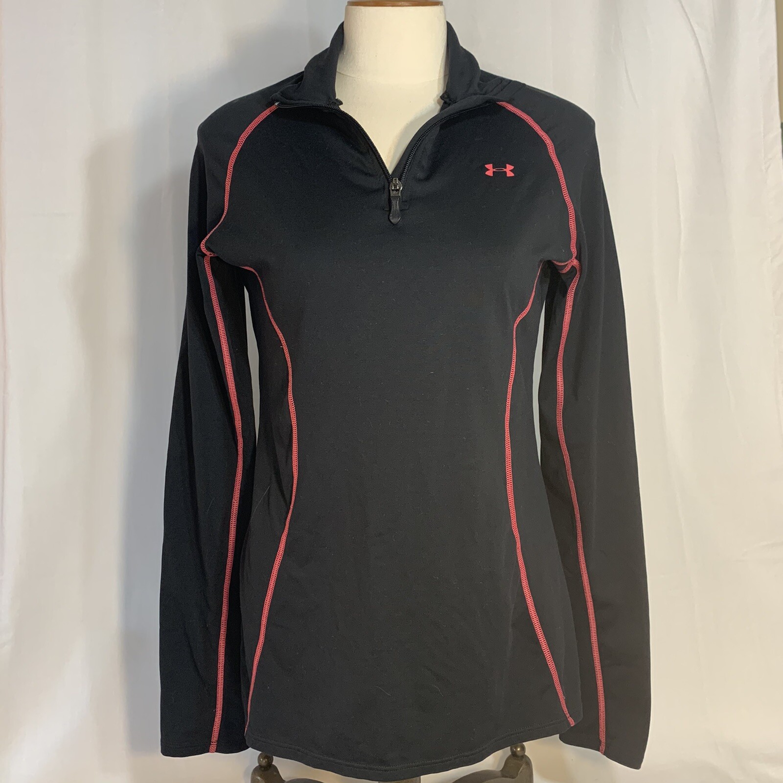 UNDER ARMOUR – Women’s Cold Gear Black / Pink Pinstriped Shirt (Medium)