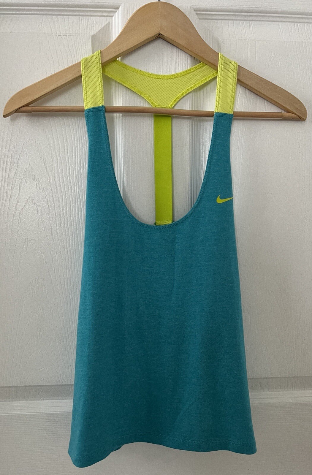 Nike Womens S Loose Fit Neon Green Racerback Tank Top Athletic Running Dri-Fit