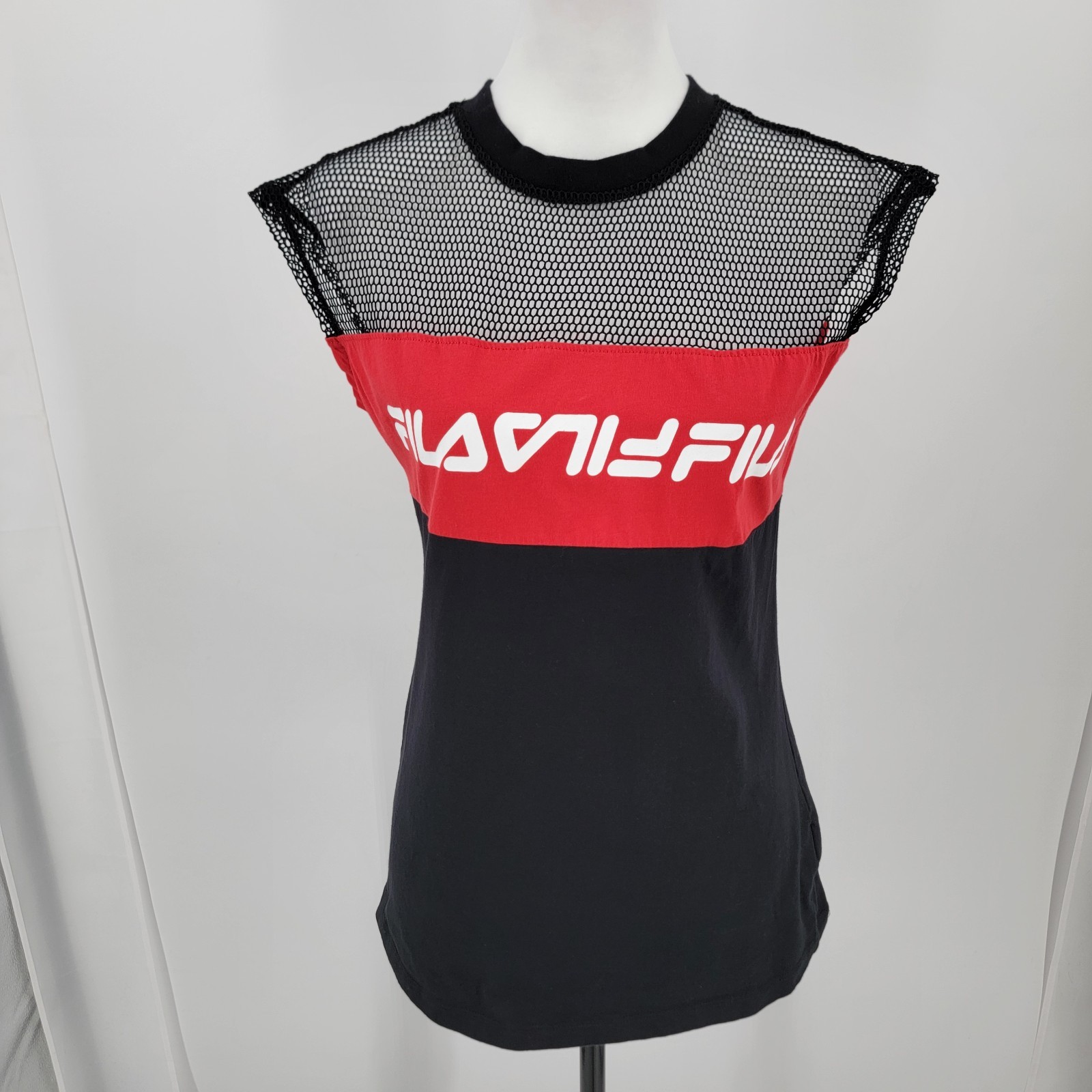 Fila T Shirt Womens Small Mesh Upper Red Black White Workout Activewear Top