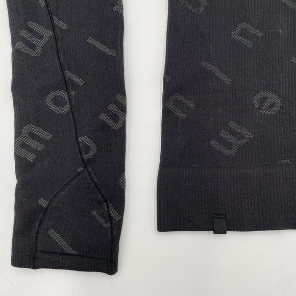 Lululemon Rest Less Pullover Logo Letter Black Graphite Grey Seamless Top Size 8