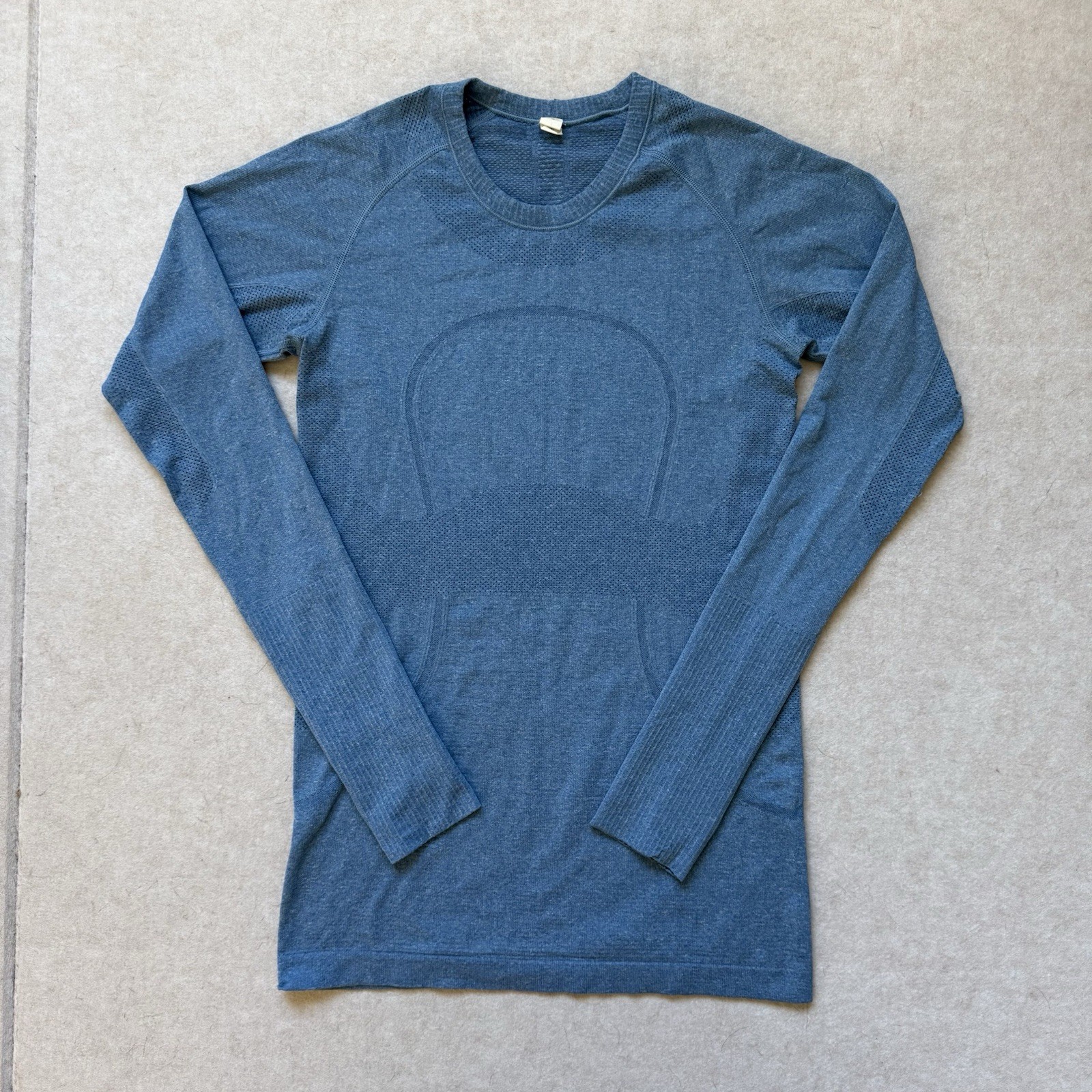Lululemon Swiftly Tech 1.0 LS Heathered Blue Seamless Training Shirt Size 6 EUC