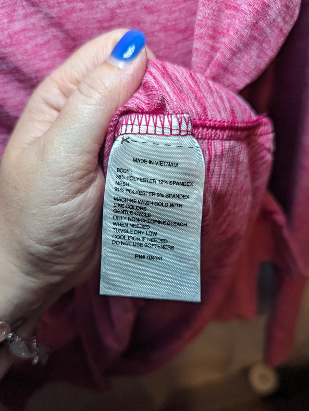 Reebok Polyester Stretch Pink Long Sleeve Round Neck Top Womens Small RN104141