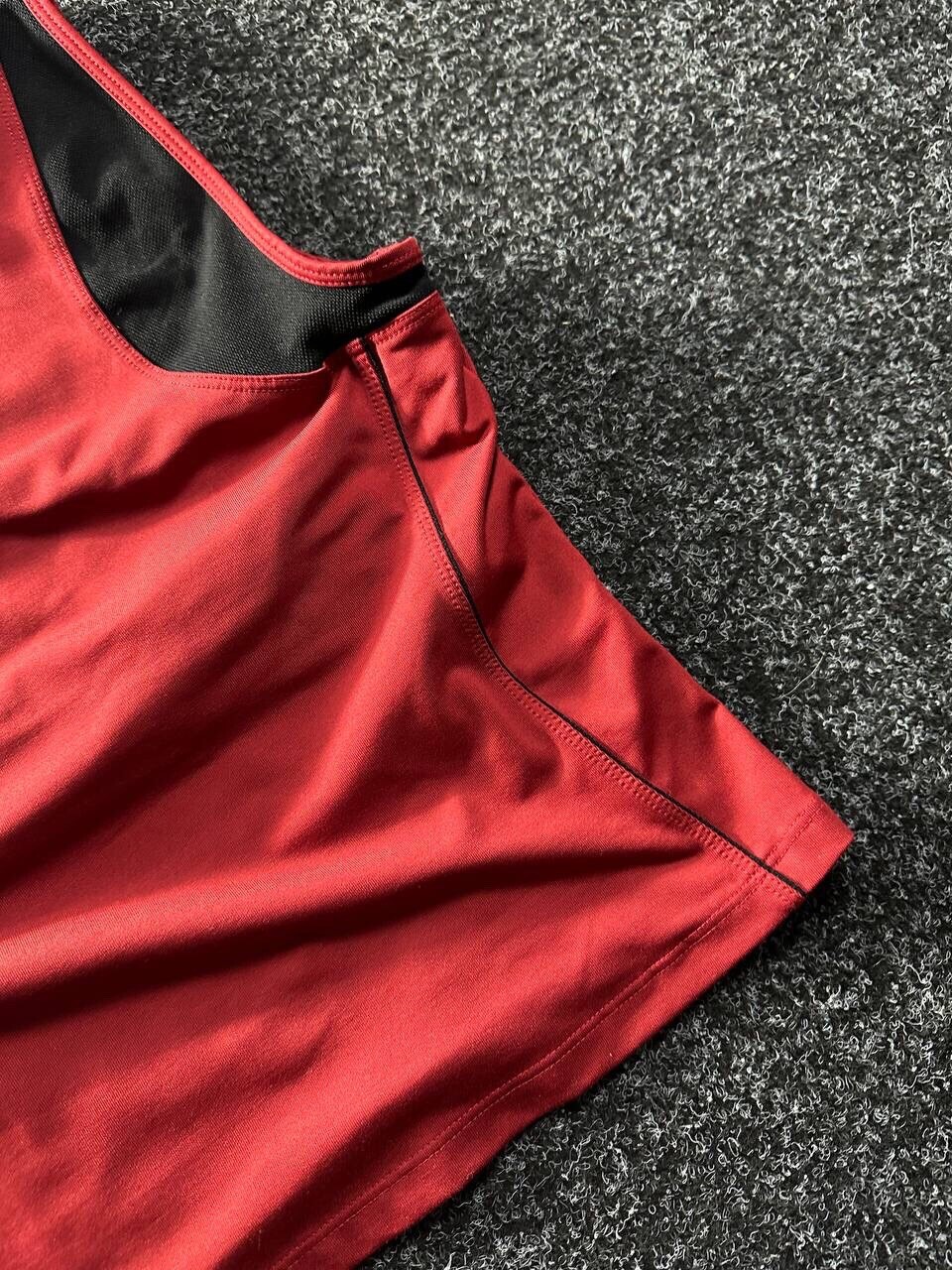 🚨Oakley Womens Red Active Performance Fit Hiking Cycling Gym Top Size L Y2K