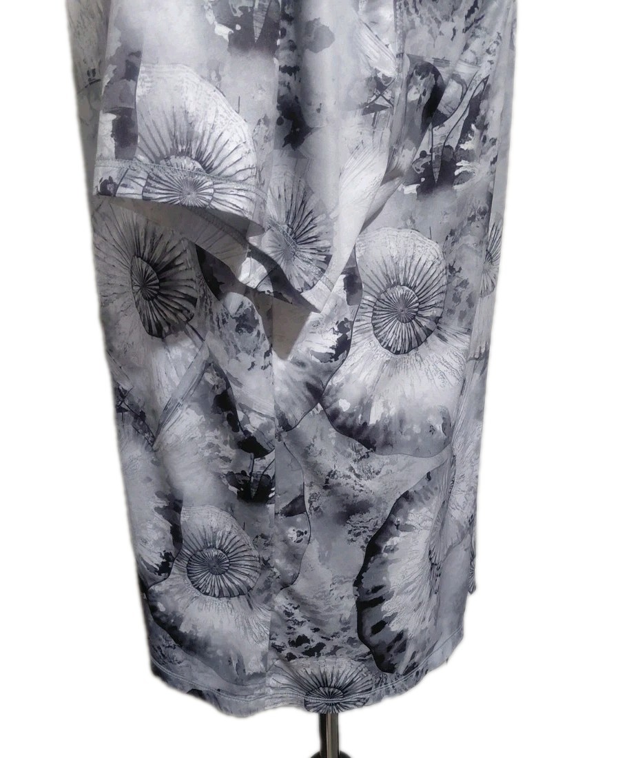 Reel Legends Reel Tec Womens 1X Gray Shell Print Short Sleeve Performance Top