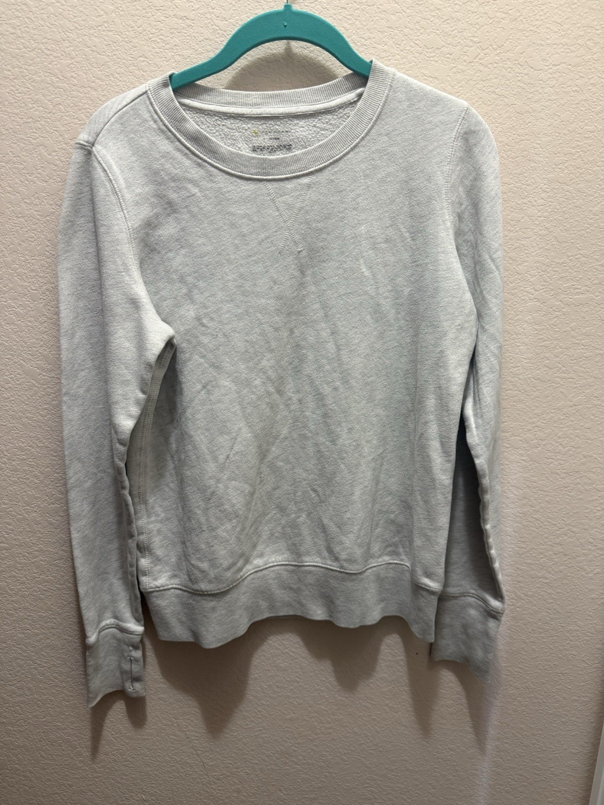 Tech Gear Size Small White Sweater Long Sleeve women’s with thumb holes