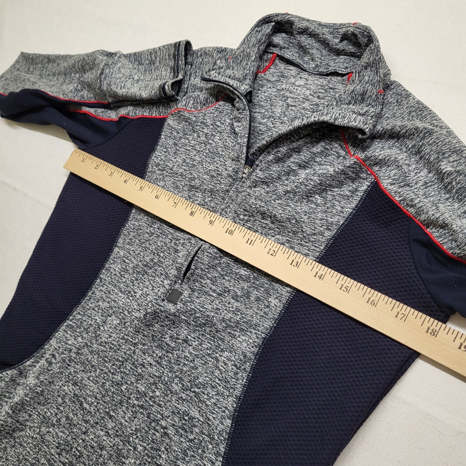 Athleta Half Zip Top Running Wild Small Gray Colorblock Performance Mock Neck