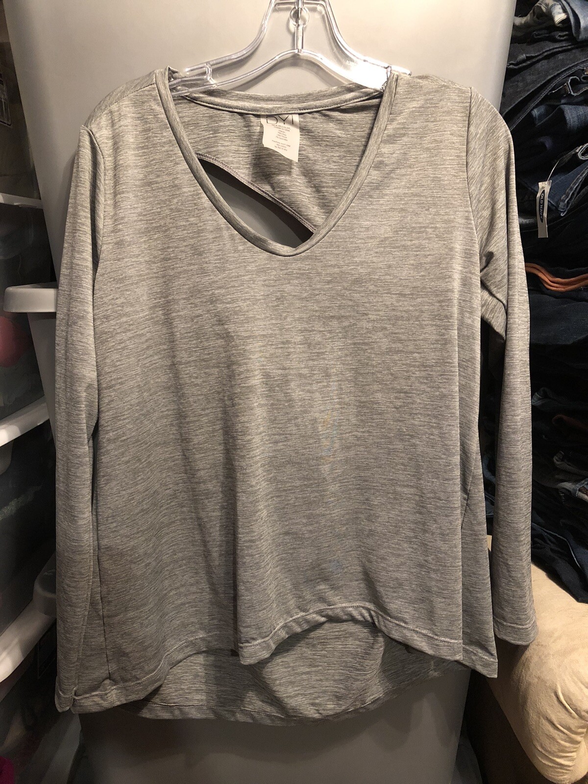DYI Define Your Inspiration Women Gray Active T-Shirt Size Medium