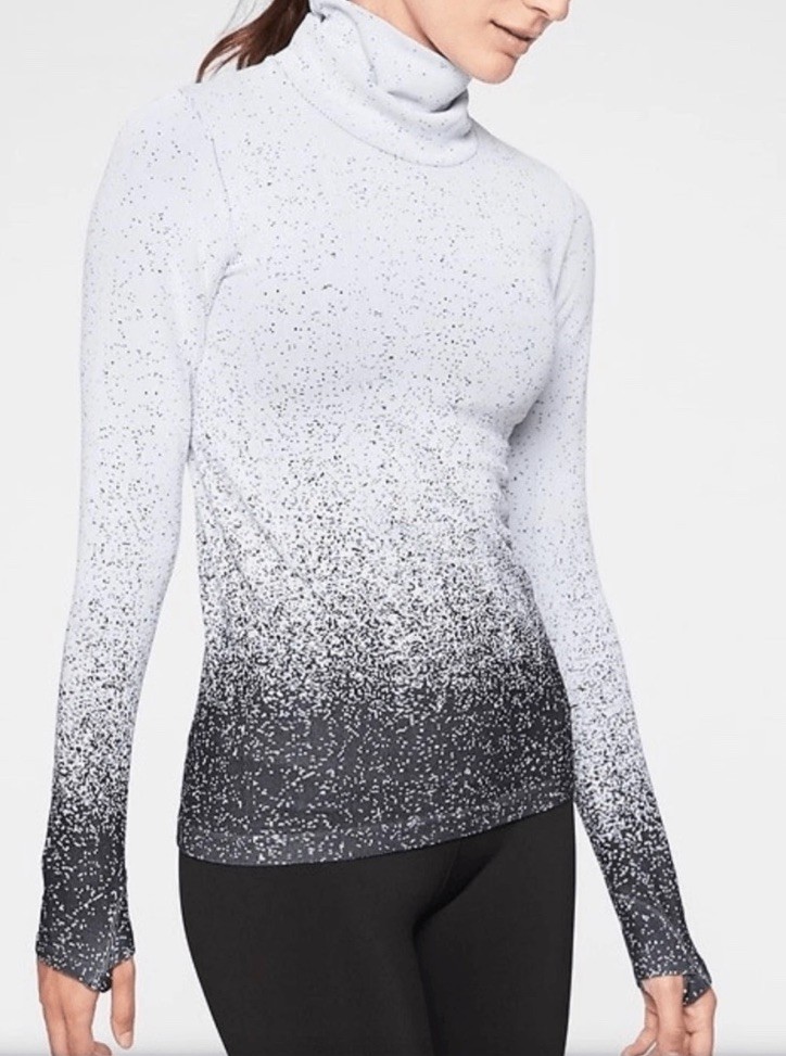 Athleta Sz M White Black Flurry Seamless Stretch Ribbed Turtleneck Active Top