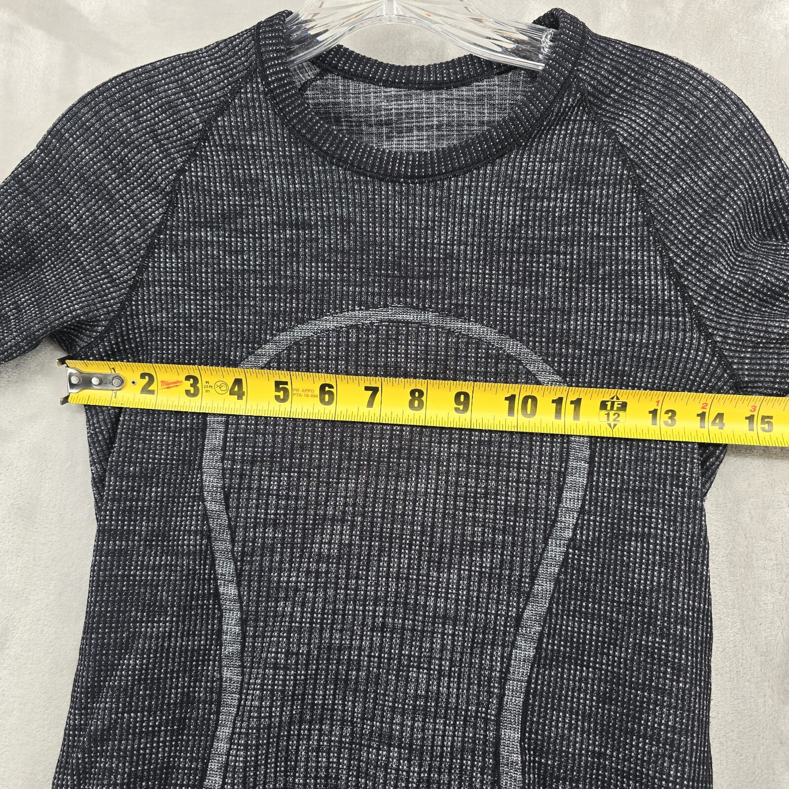 Lululemon Size 2 or 4 Wool Swiftly Tech Long Sleeve Top Black Grey