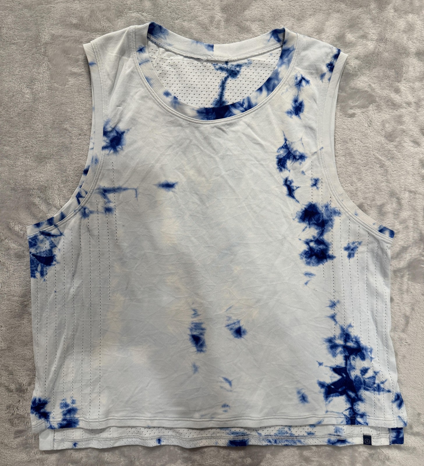 Lululemon Train to Be Tank Top Womens 8 White Blue Chalk Wash Tie Dye