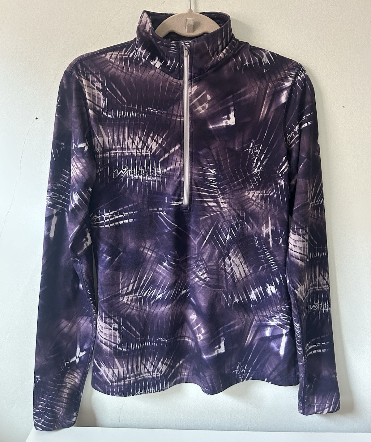 Nike Dri-FIT Women’s M Purple Abstract 1/4 Zip Mock Neck Long Sleeve Top
