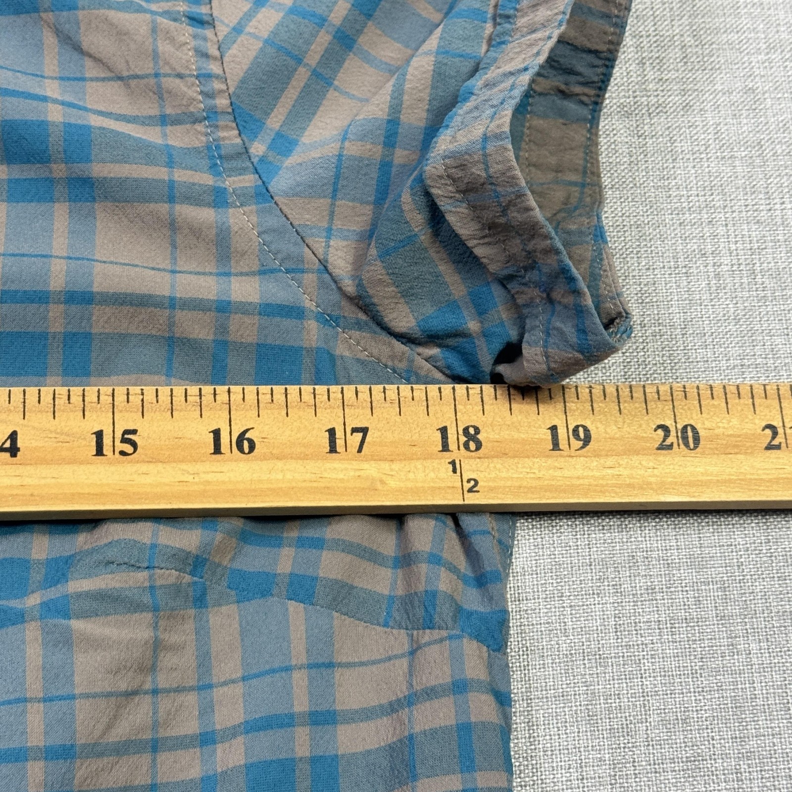 REI Co-op Button-Up Womens Medium Multicolor Plaid Short Sleeve Collared Hiking
