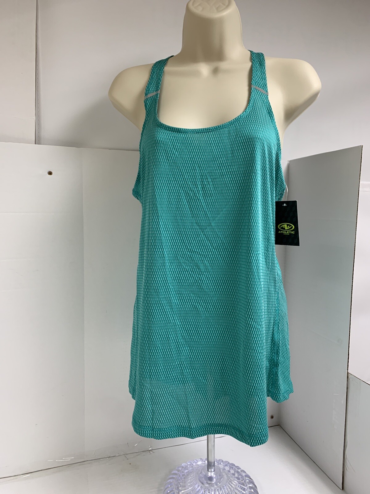 Athletic works women’s fashion tank, Reflective, Breathable S(4-6) Turquoise New
