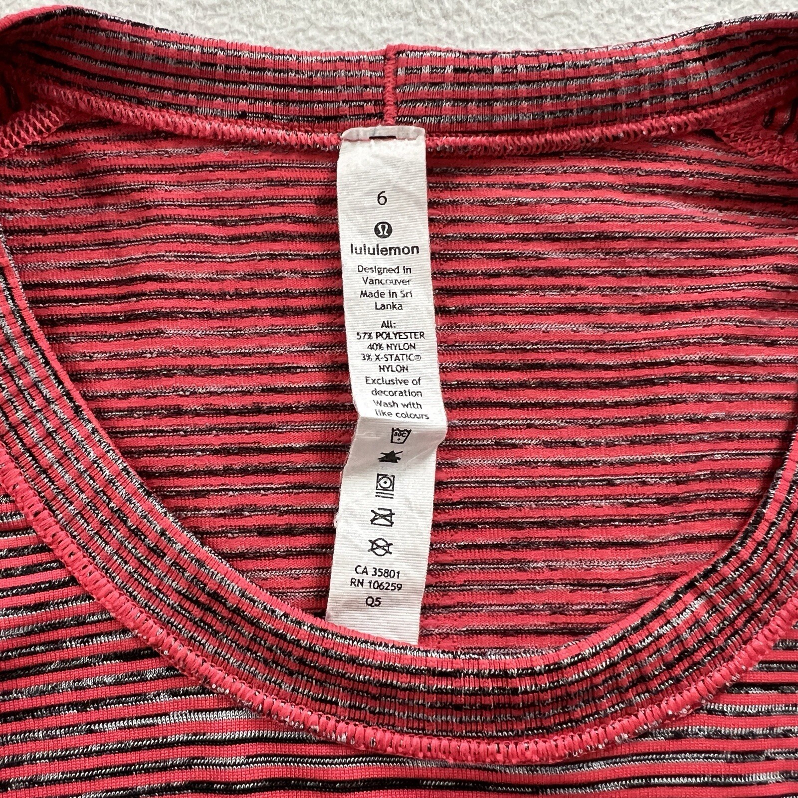 Lululemon Red Alert White Black Swiftly Tech Long Sleeve Crew Thumbholes Top 6