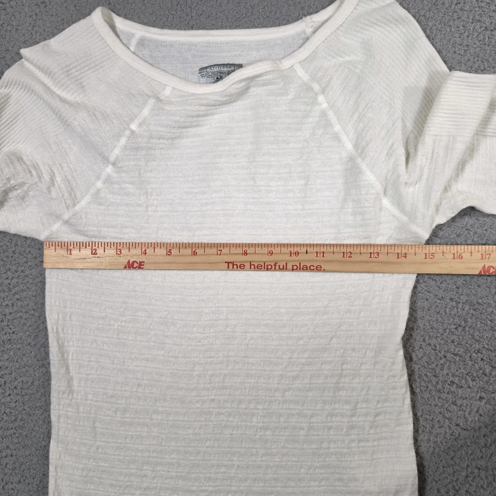 Athleta Wool Blend Base Layer Top Womens Medium White Long Sleeve Pullover