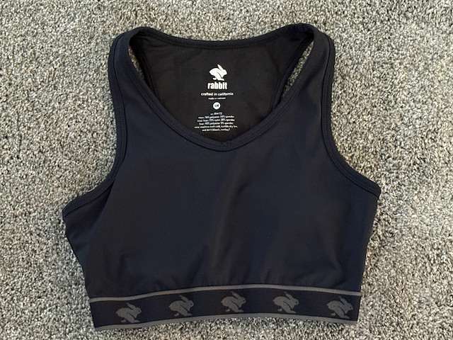 Rabbit UtiliBRA-vo Sports Bra S Black Phone Pocket Running Hiking NWOT