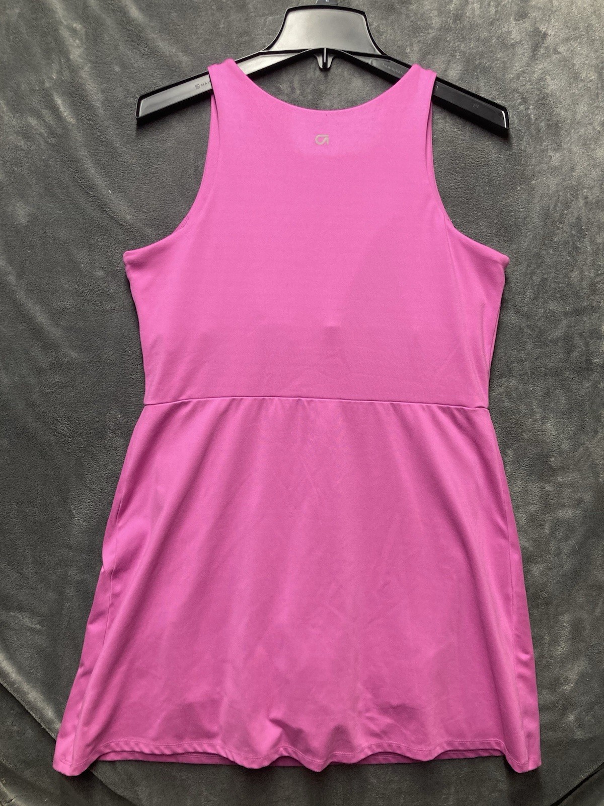 GapFit Active Tank Dress Women’s Rosebud Moisture Wicking Shelf Bra Tennis L