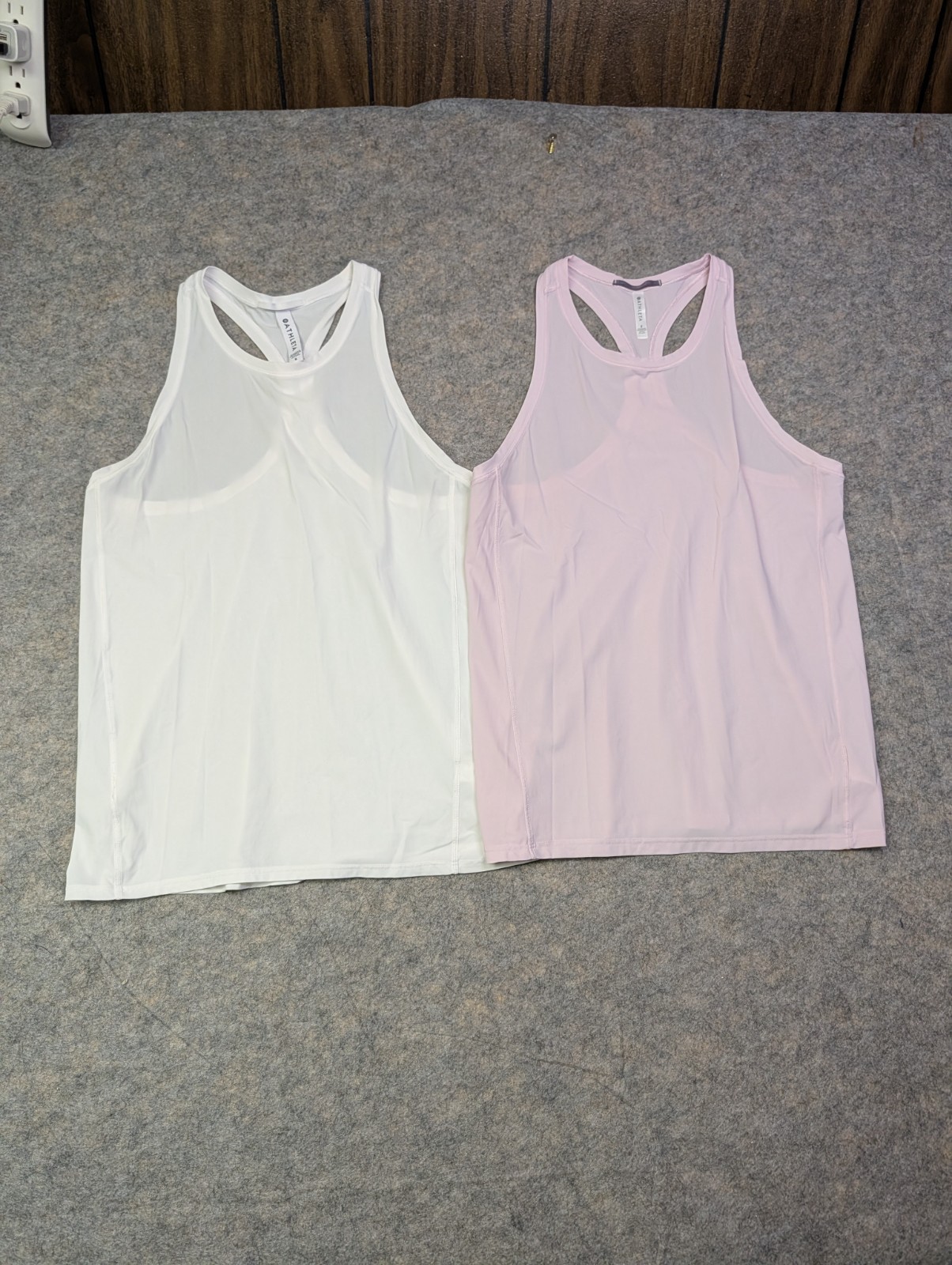 Athleta Women’s Active Lot Of 2 Tank Tops White/ Pink Small Racer Back Running