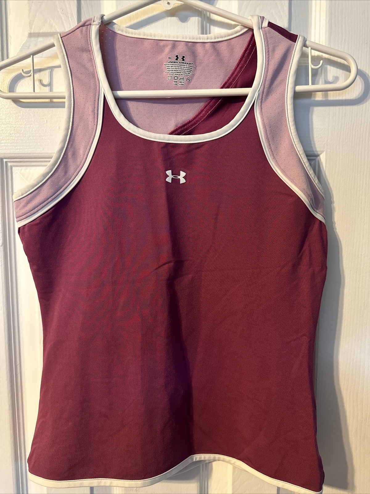 Under Armour Tank Top Small Women’s Pink And Purple