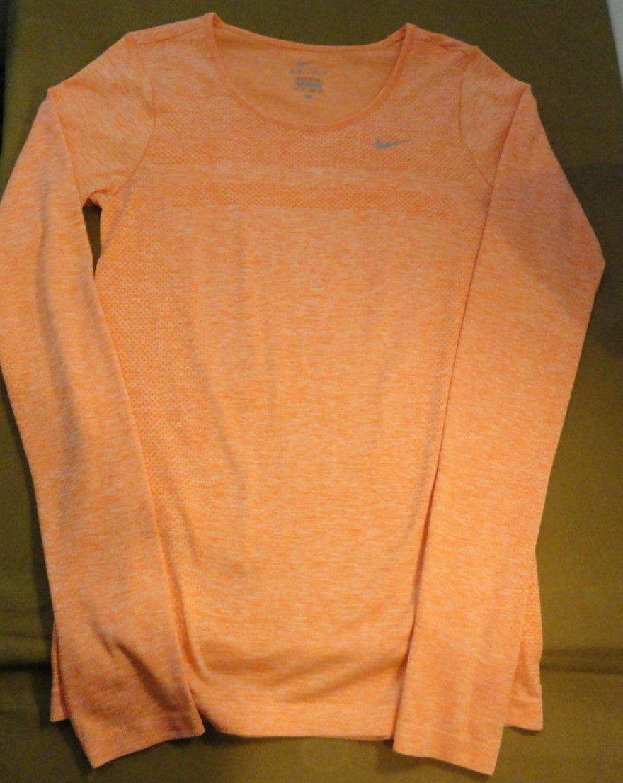 DESIGNER EUC NIKE DRI FIT LONG SLEEVE BRIGHT ORANGE SHIRT WOMEN’S SIZE X-SMALL